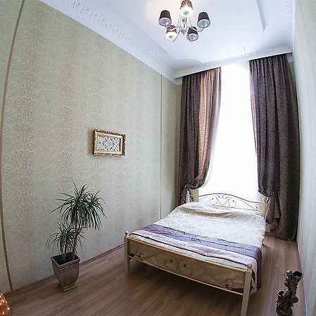 Apartment Vozle Teatra Opery I Baleta ลวีฟ ภายนอก รูปภาพ